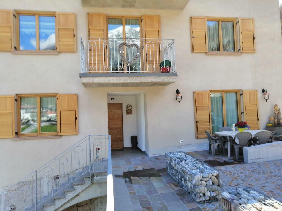 Hotel Le 4 Stagioni Cavedago Exterior foto